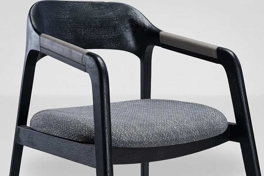 Chave Chair